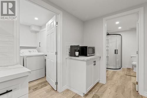 866 Claude Street, Ottawa, ON - Indoor Photo Showing Laundry Room