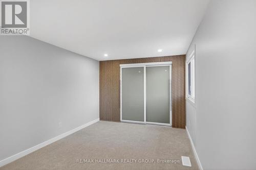 15 Scharf Lane, Ottawa, ON - Indoor Photo Showing Other Room