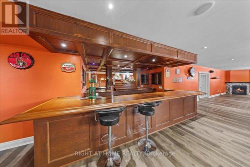 6833 Suncrest Drive, Ottawa, ON - Indoor