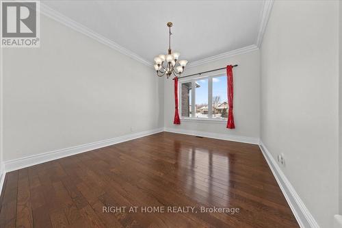 6833 Suncrest Drive, Ottawa, ON - Indoor Photo Showing Other Room