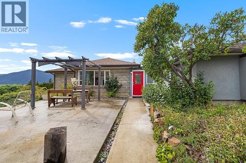 1417B HILLSIDE Street  Creston, BC V0B 1G4