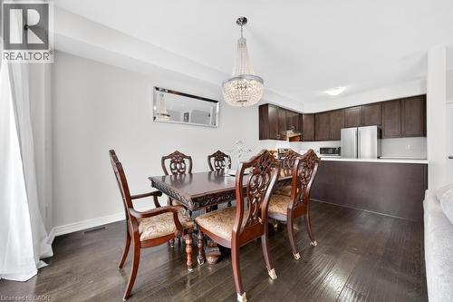 9 Starling Drive, Hamilton, ON - Indoor Photo Showing Dining Room