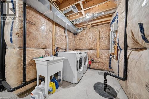 9 Starling Drive, Hamilton, ON - Indoor Photo Showing Laundry Room