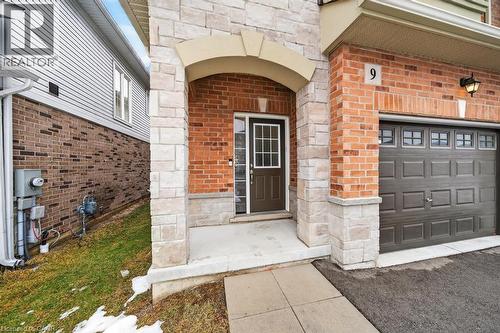 9 Starling Drive, Hamilton, ON - Outdoor With Exterior