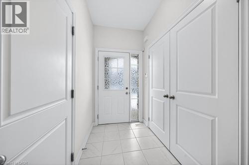 9 Starling Drive, Hamilton, ON - Indoor Photo Showing Other Room