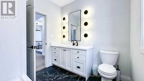 920 Bogdanovic Way, Huron-Kinloss, ON - Indoor Photo Showing Bathroom