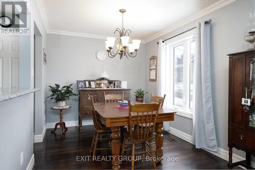 18 Tanner Drive, Stirling-Rawdon (Stirling Ward), ON - Indoor Photo Showing Dining Room