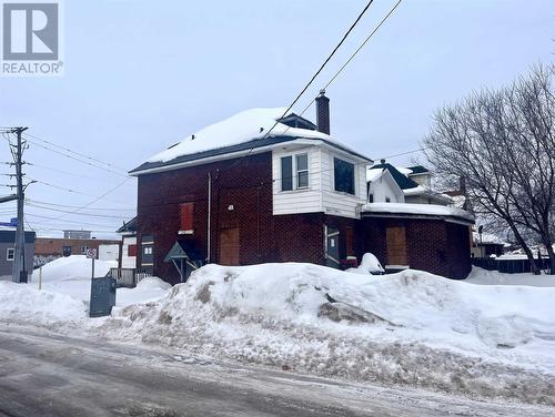 38 Wellington St E, Sault Ste. Marie, ON - Outdoor