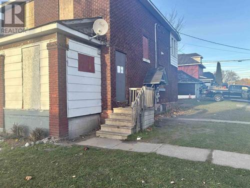 38 Wellington St E, Sault Ste. Marie, ON - Outdoor