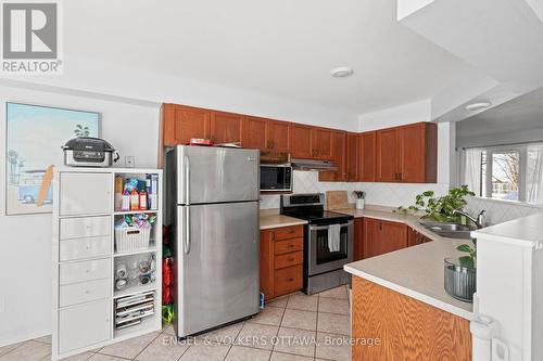 783 Nesting Way, Ottawa, ON - Indoor Photo Showing Kitchen With Double Sink