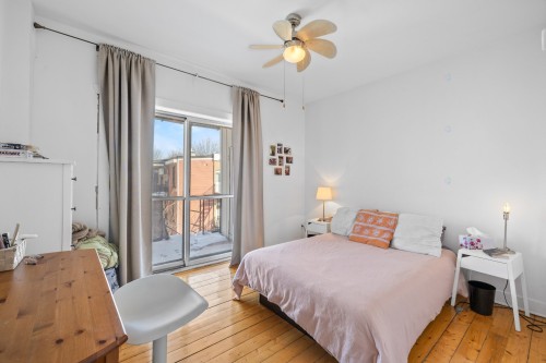 Bedroom - 4423 Rue De Bordeaux, Montréal (Le Plateau-Mont-Royal), QC - Indoor Photo Showing Bedroom