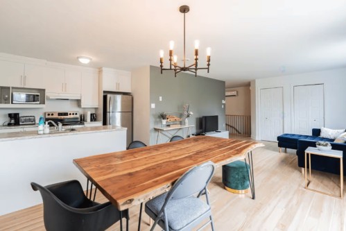 Kitchen - 4115 Grande Allée, Longueuil (Saint-Hubert), QC - Indoor