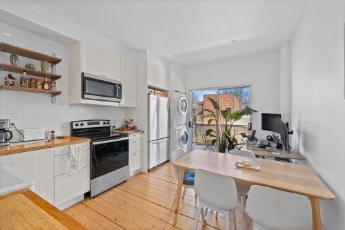 Cuisine - 4425 Rue De Bordeaux, Montréal (Le Plateau-Mont-Royal), QC - Indoor Photo Showing Kitchen