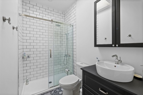 Salle de bains - 4425 Rue De Bordeaux, Montréal (Le Plateau-Mont-Royal), QC - Indoor Photo Showing Bathroom