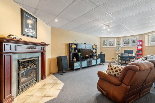 Family room - 390 Rue Du Val-Des-Arbres, Sherbrooke (Brompton/Rock Forest/Saint-Élie/Deauville), QC - Indoor With Fireplace