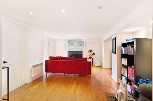 Salon - 4086  - 4088 Av. Marcil, Montréal (Côte-Des-Neiges/Notre-Dame-De-Grâce), QC - Indoor