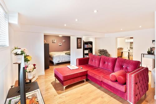 Salon - 4086  - 4088 Av. Marcil, Montréal (Côte-Des-Neiges/Notre-Dame-De-Grâce), QC - Indoor Photo Showing Living Room