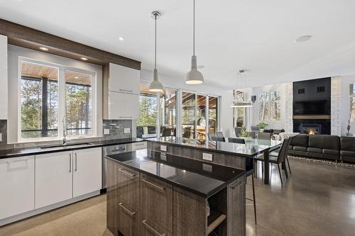 Cuisine - 220 Rue De L'Archipel, Saint-Denis-De-Brompton, QC - Indoor Photo Showing Kitchen With Upgraded Kitchen