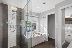 Ensuite bathroom - 