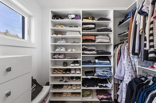 Penderie (Walk-in) - 220 Rue De L'Archipel, Saint-Denis-De-Brompton, QC - Indoor With Storage