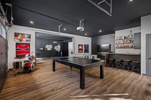 Salle de jeux - 220 Rue De L'Archipel, Saint-Denis-De-Brompton, QC - Indoor