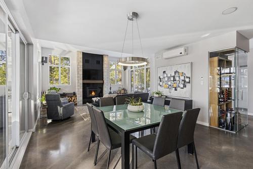 Salle à manger - 220 Rue De L'Archipel, Saint-Denis-De-Brompton, QC - Indoor Photo Showing Dining Room