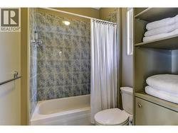 5pc bathroom on upper level - 