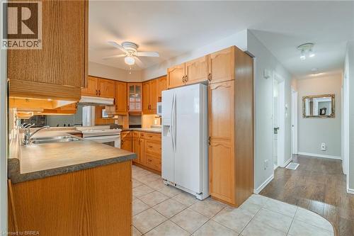 229 Lynden Road Unit# 14, Brantford, ON - Indoor Photo Showing Kitchen With Double Sink
