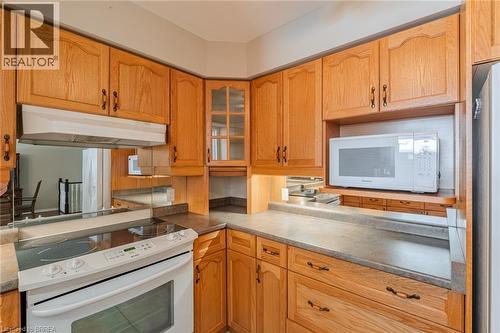 229 Lynden Road Unit# 14, Brantford, ON - Indoor Photo Showing Kitchen