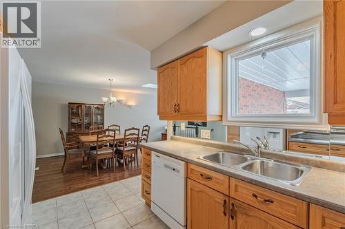 229 Lynden Road Unit# 14, Brantford, ON - Indoor Photo Showing Kitchen With Double Sink