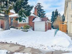 GROUND - 76 HOLMES AVENUE  Toronto, ON M2N 4M2