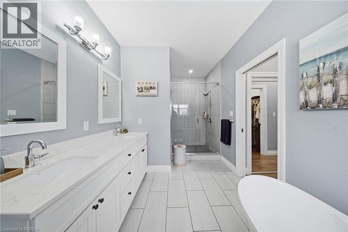 1201 Middleton-North Walsingham Townline, Delhi, ON - Indoor Photo Showing Bathroom