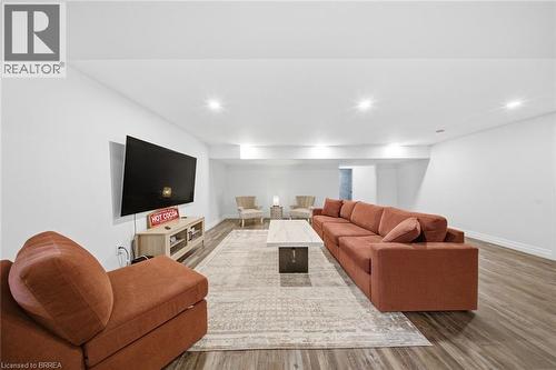 1201 Middleton-North Walsingham Townline, Delhi, ON - Indoor Photo Showing Living Room