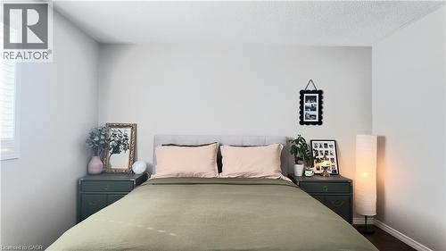 16 Ridgeway Crescent, Kitchener, ON - Indoor Photo Showing Bedroom