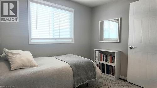 16 Ridgeway Crescent, Kitchener, ON - Indoor Photo Showing Bedroom