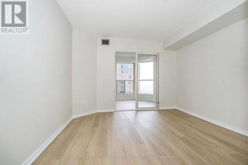 1201E - 325 Webb Drive, Mississauga, ON - Indoor Photo Showing Other Room