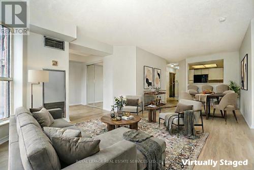 1201E - 325 Webb Drive, Mississauga, ON - Indoor Photo Showing Living Room