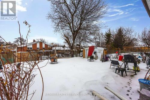 21 Radwinter Drive, Toronto, ON - Outdoor