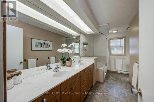 6691 Perth Line 44, West Perth, ON - Indoor Photo Showing Bathroom