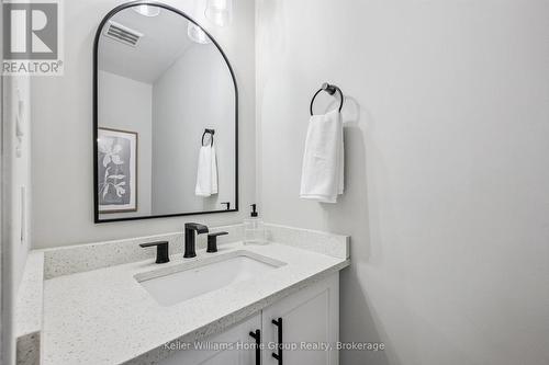 126 Municipal Street, Guelph (Dovercliffe Park/Old University), ON - Indoor Photo Showing Bathroom