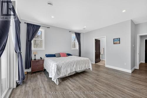1580B Wagerville Road, Frontenac (Frontenac Centre), ON - Indoor Photo Showing Bedroom
