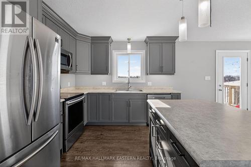 12 Malone Quarry Road, Marmora And Lake (Marmora Ward), ON - Indoor Photo Showing Kitchen With Upgraded Kitchen