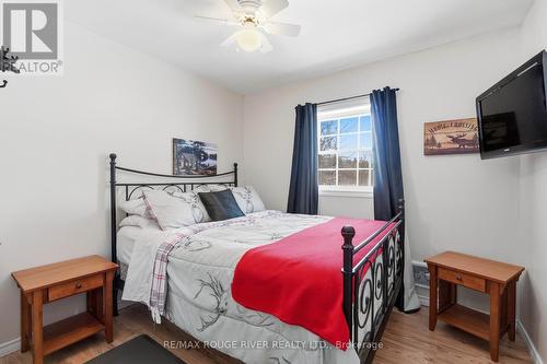 1262 Quin-Mo-Lac Road, Tweed (Hungerford (Twp)), ON - Indoor Photo Showing Bedroom