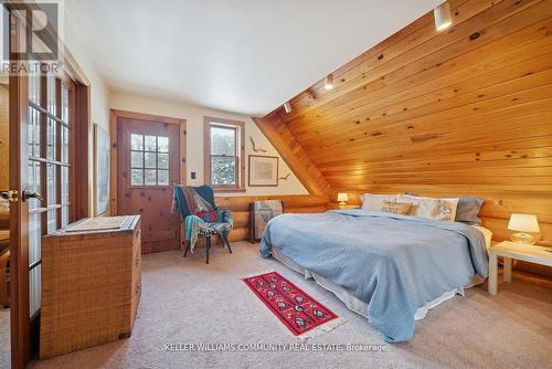 Primary Bedroom - Second Level - 197 Hillside Drive, Kawartha Lakes (Somerville), ON - Indoor Photo Showing Bedroom