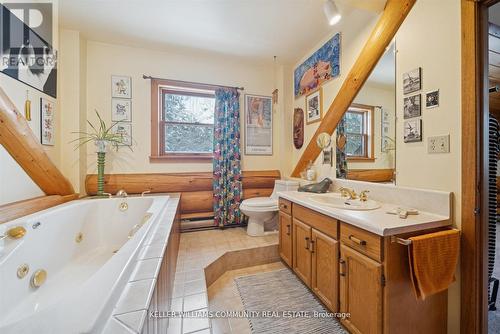 Second Floor Bathroom - 197 Hillside Drive, Kawartha Lakes (Somerville), ON - Indoor Photo Showing Bathroom