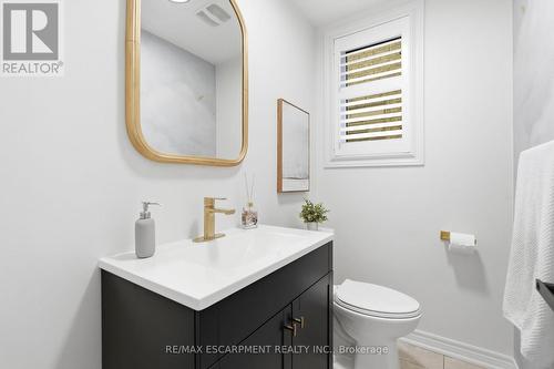 4268 Ryan Lane, Burlington, ON - Indoor Photo Showing Bathroom