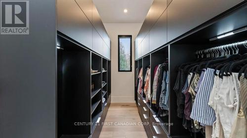 3819 Deer Trail, London South (South V), ON - Indoor