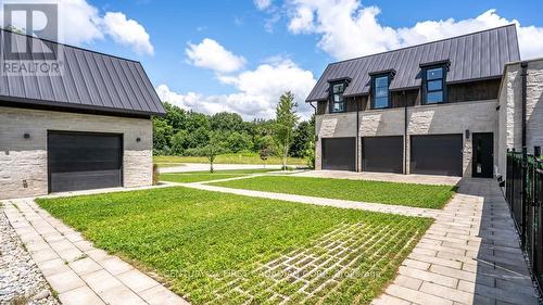 3819 Deer Trail, London South (South V), ON - Outdoor