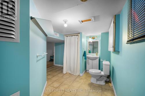 246 Grey Street, London East (East K), ON - Indoor Photo Showing Bathroom