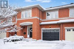 135 GATESPARK PRIVATE  Ottawa, ON K2T 1L1